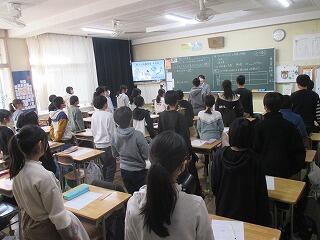 小手指中学校体験授業です。