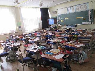 避難訓練をしています。