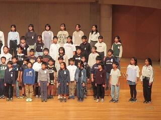５年生の市内親善音楽会（合唱）です。